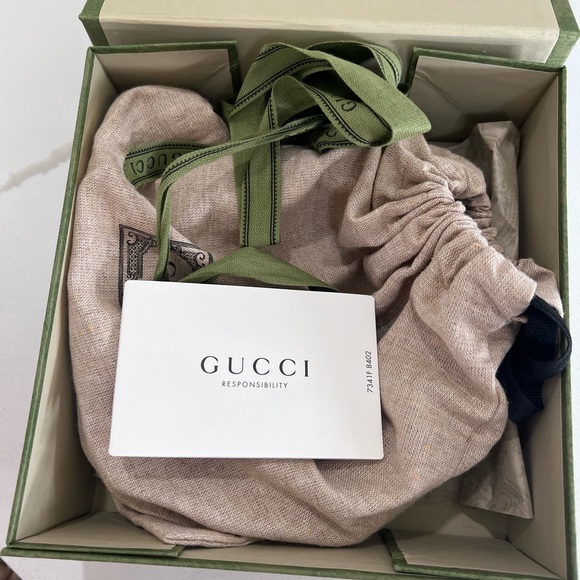 Gucci belt - Leather belt with Double G buckle - Picture 4 of 5